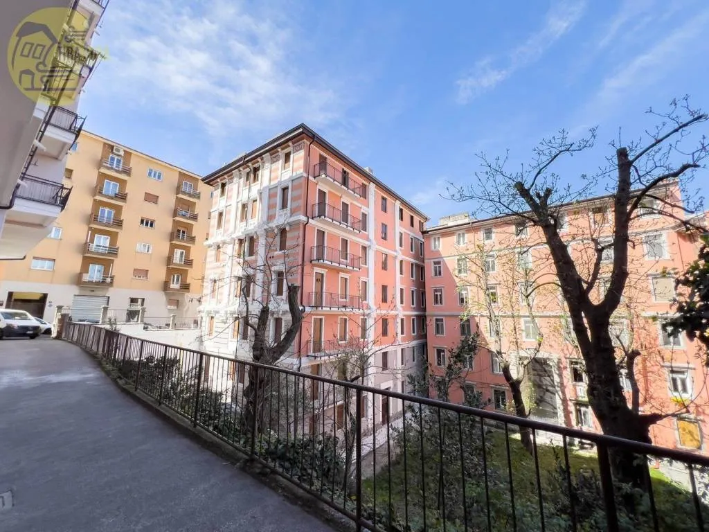 Appartamento in vendita a Trieste, Centro - foto 2