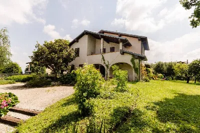 Villa in vendita a Cassago Brianza - foto 4