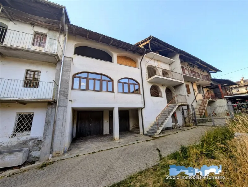 Casa Indipendente in vendita a Rueglio - foto 1