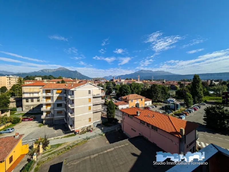 Appartamento in vendita a Ivrea - foto 1