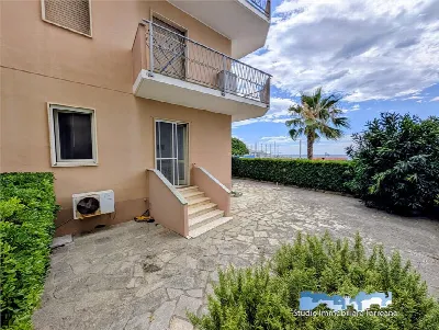 Appartamento in vendita a Borghetto Santo ... - foto 1