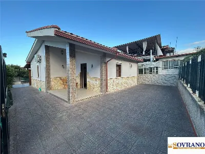 Villa in vendita a Carini - foto 1