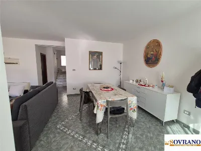 Villetta a schiera in vendita a Carini - foto 4