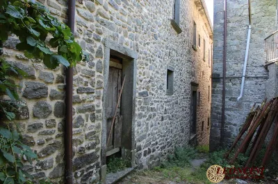 Rustico/Casale in vendita a Zeri - foto 2