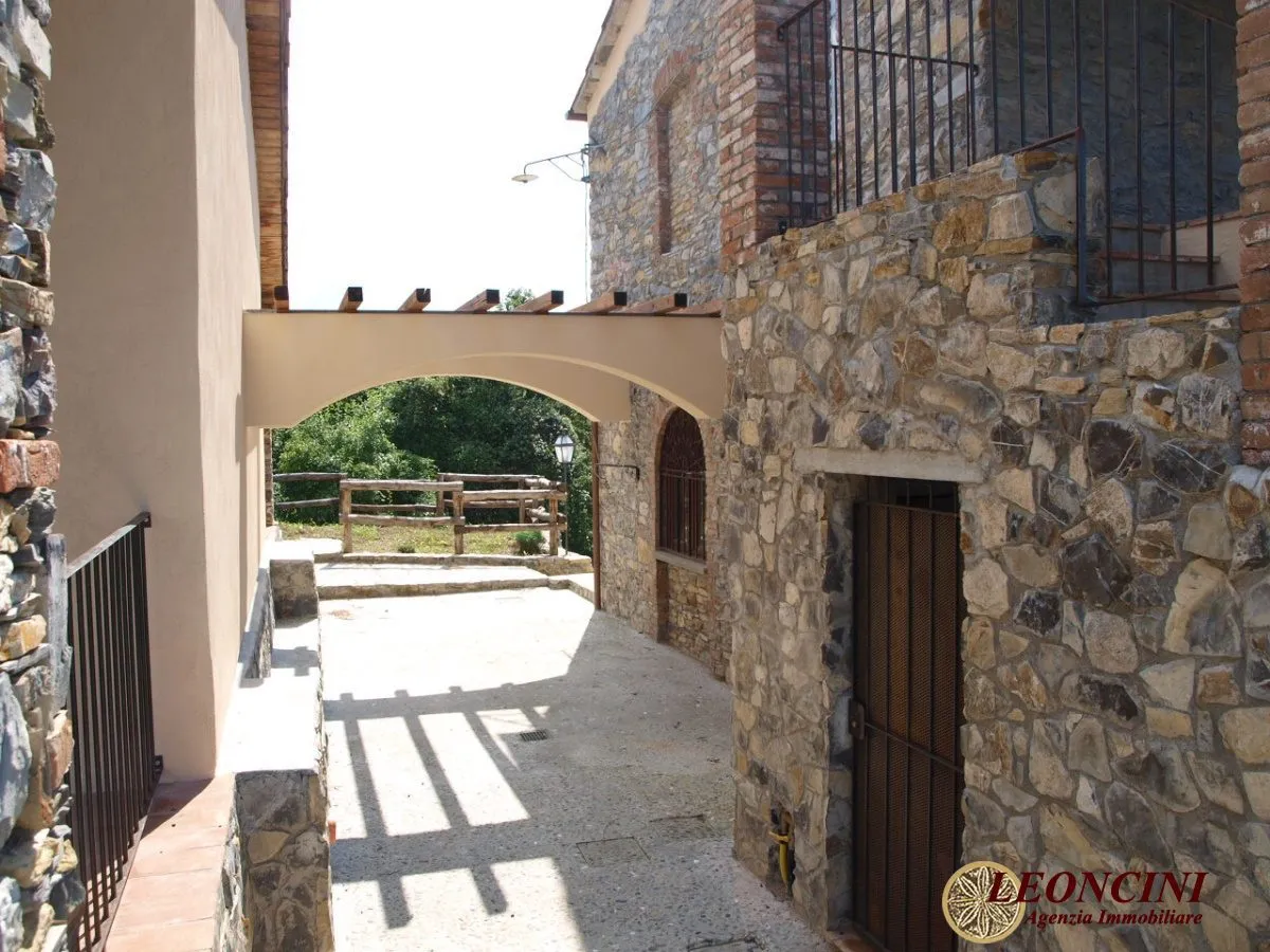 Rustico/Casale in vendita a Villafranca in Lunigiana - foto 2