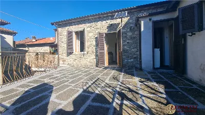 Rustico/Casale in vendita a Villafranca in... - foto 2