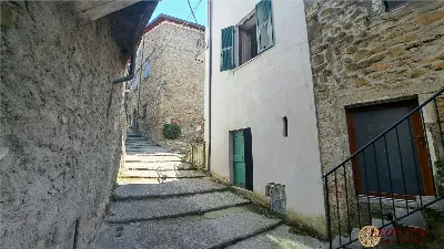 Rustico/Casale in vendita a Filattiera - foto 2