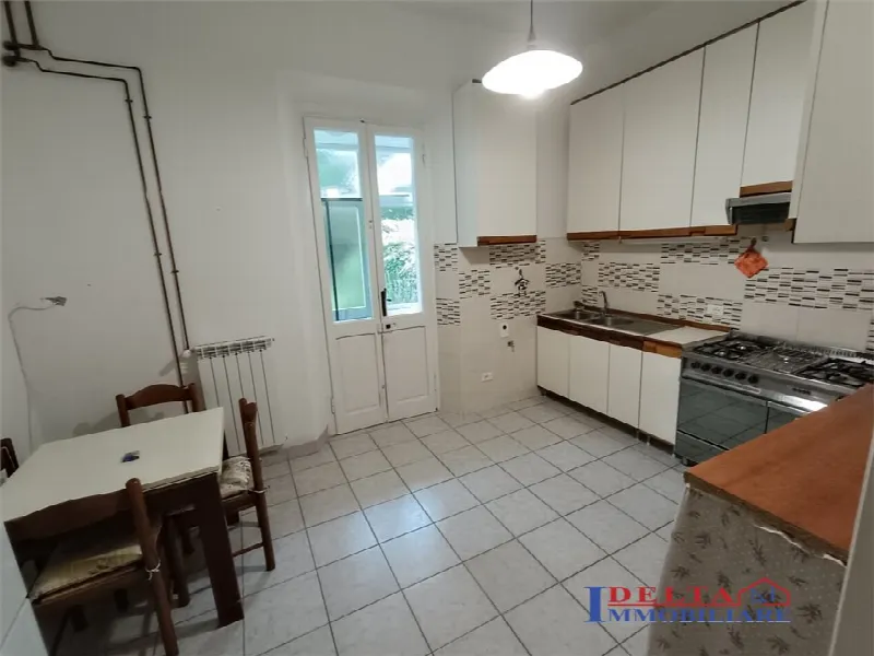Casa Indipendente in vendita a Rosignano Marittimo - foto 1