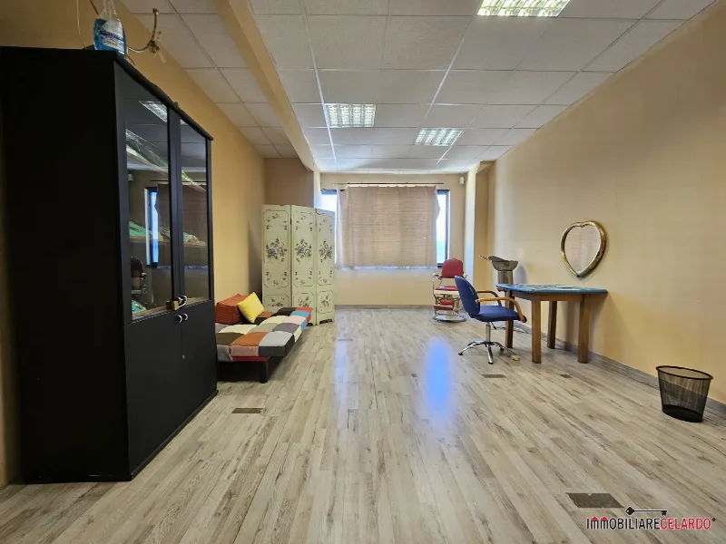 Ufficio in vendita a Colle di Val d'Elsa - foto 1