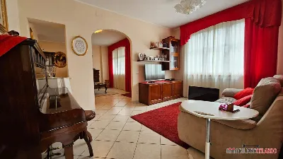 Appartamento in vendita a Colle di Val d'E... - foto 3