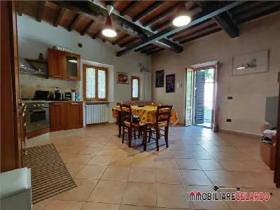 Appartamento in vendita a Colle di Val d'E... - foto 3