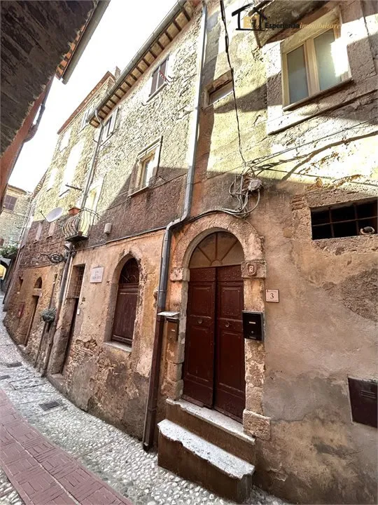 Appartamento in vendita a Castelnuovo di Farfa - foto 2