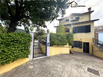 Villa in vendita a Calvi dell'Umbria - foto 4