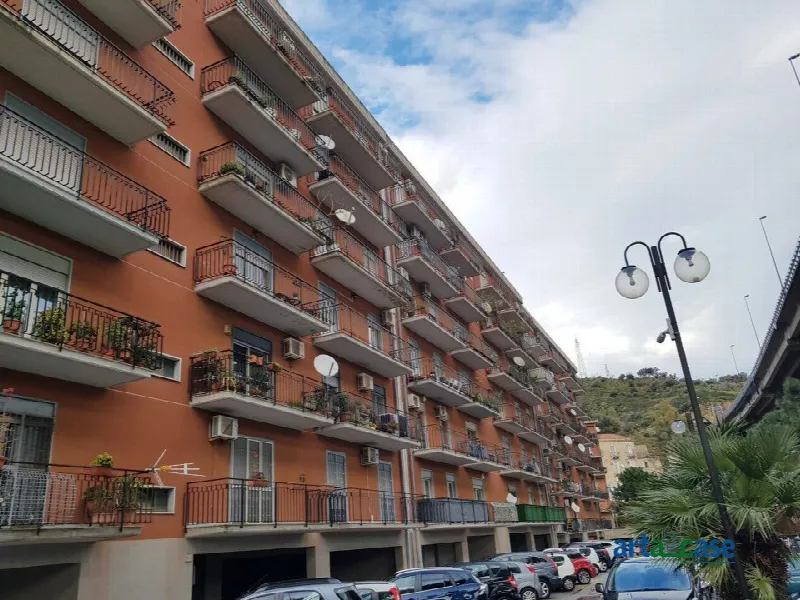 Appartamento in vendita a Messina, Villaggio Santo, Camaro, Gazzi - foto 1