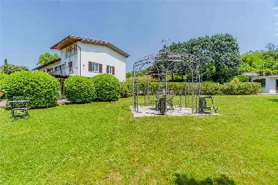 Villa in vendita a Trofarello - foto 1