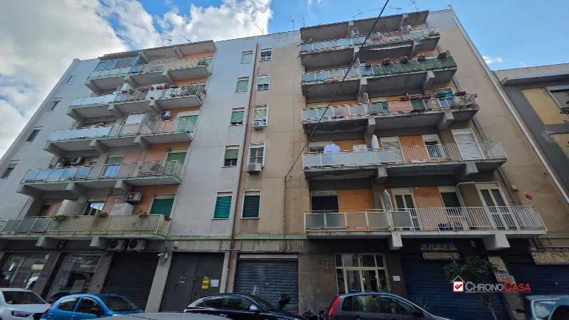 Appartamento in vendita a Messina, Provinciale, Quartiere Lombardo - foto 1