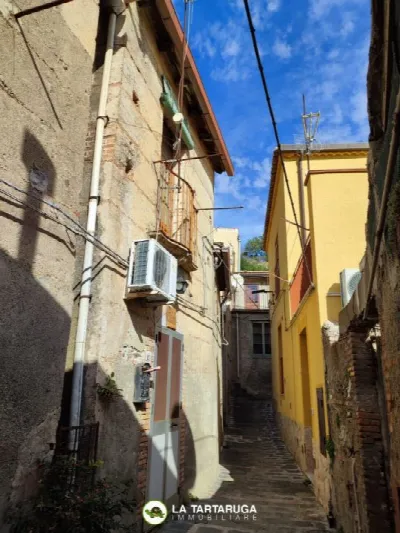 Casa Indipendente in vendita a Roccalumera - foto 1