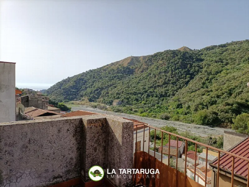 Casa Indipendente in vendita a Pagliara - foto 1