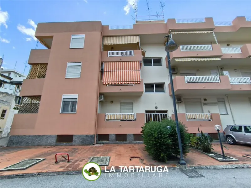 Appartamento in vendita a Furci Siculo - foto 1