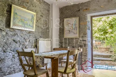 Rustico/Casale in vendita a Ranzo - foto 1