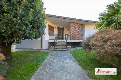 Villa in vendita ad Albairate - foto 1