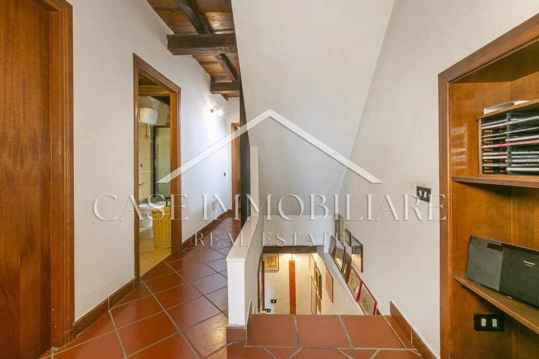 Casa Indipendente in vendita a Sutri - foto 2