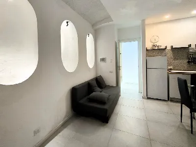 Appartamento in vendita a Napoli, Chiaia, ... - foto 2