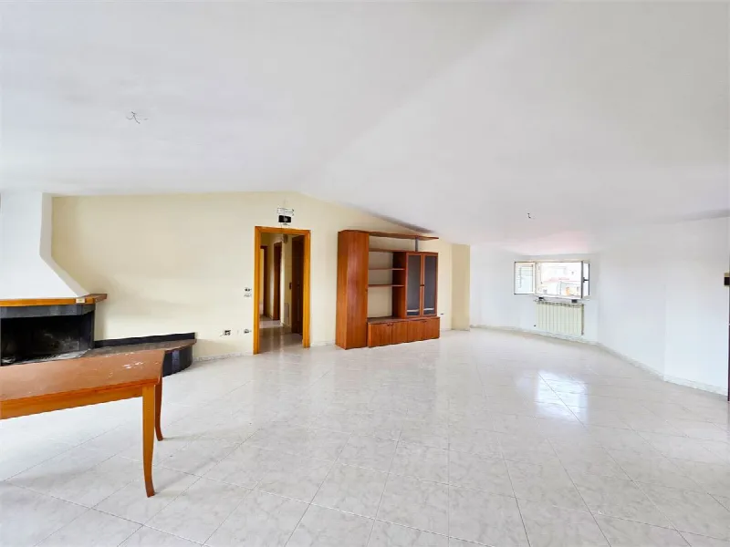 Appartamento in vendita ad Acerra - foto 1