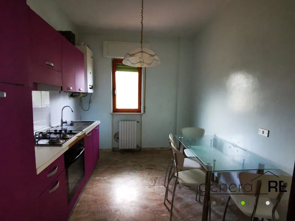 Palazzo/Stabile in vendita a Pescara, Colli, Ospedale - foto 2