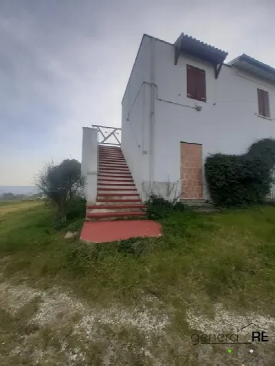 Rustico/Casale in vendita a Spoltore - foto 3