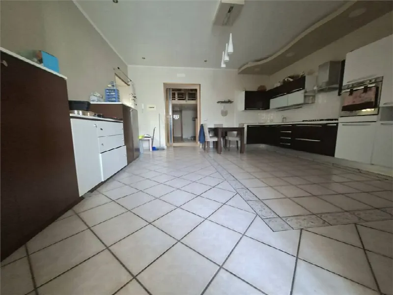 Appartamento in vendita a Torre Annunziata - foto 1