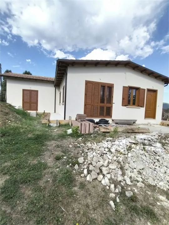 Villa in vendita a L'Aquila, Coppito, Preturo, Genzano, Sassa - foto 2