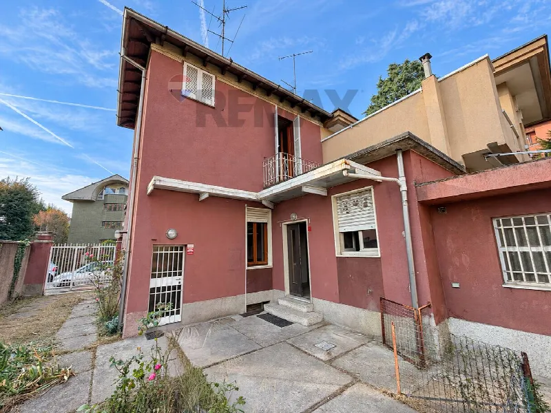 Casa Indipendente in vendita a Rho - foto 1