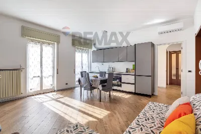 Appartamento in vendita a Pavia, Centro - foto 2