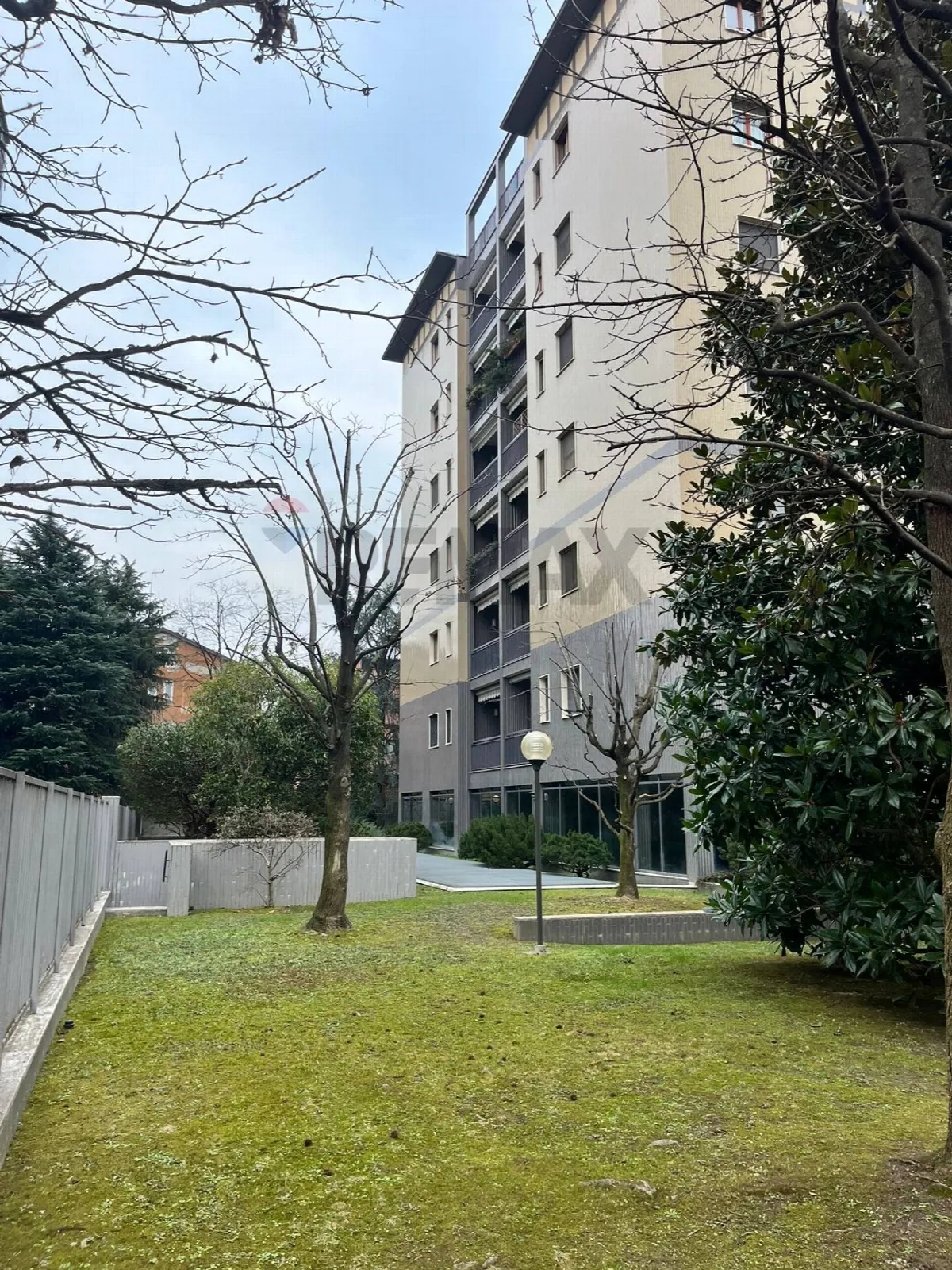 Appartamento in vendita a Milano, San Siro, Trenno - foto 2