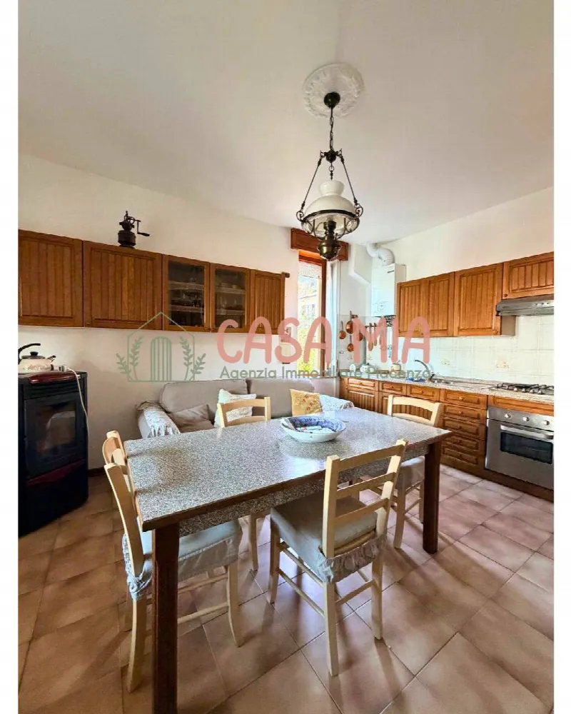 Casa Indipendente in vendita a Rottofreno - foto 1
