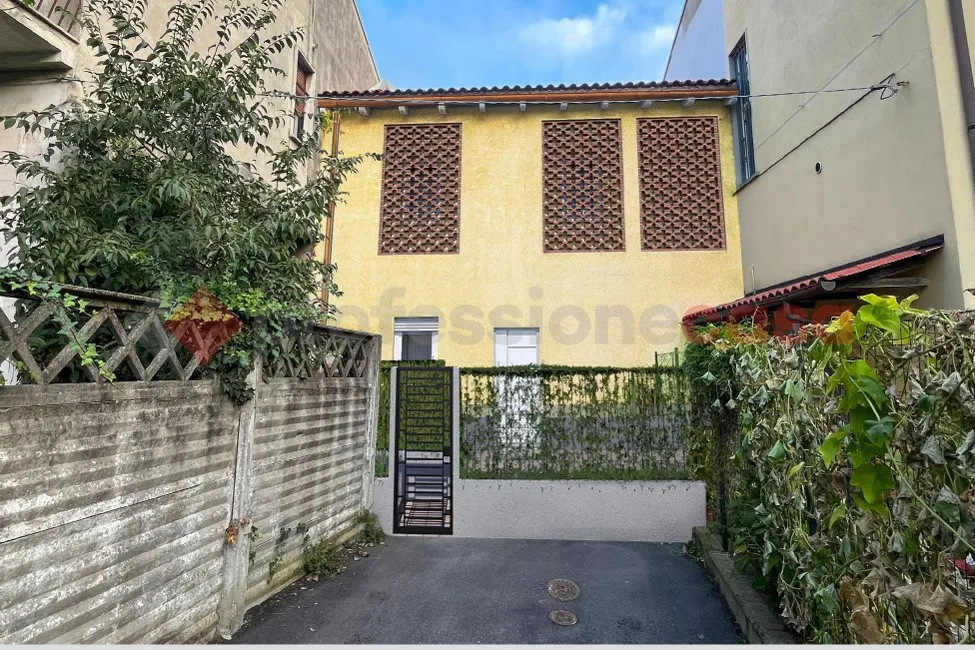 Casa Indipendente in vendita a Senago - foto 2