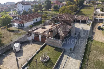 Casa Indipendente in vendita a Piossasco - foto 2