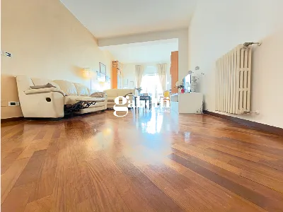 Appartamento in vendita a Rimini, Centro - foto 2
