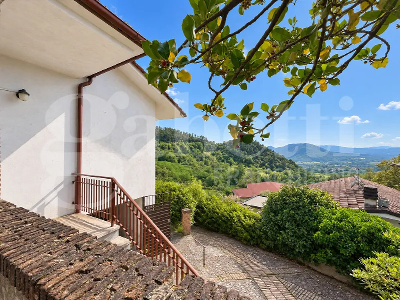 Casa Indipendente in vendita a Raviscanina - foto 1