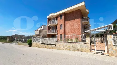Appartamento in vendita a Pignataro Maggio... - foto 1