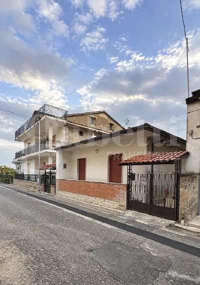 Casa Indipendente a Pignataro Maggiore