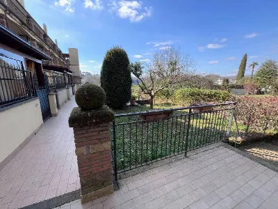Villetta a schiera in vendita a Sutri - foto 2