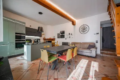 Casa Indipendente in vendita a Valmadrera - foto 8