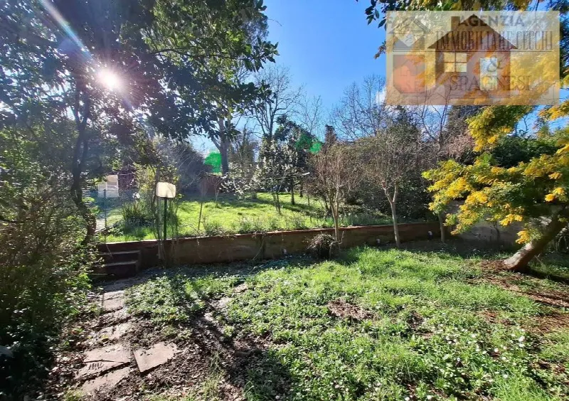 Casa Indipendente in vendita a Poggio a Caiano - foto 1