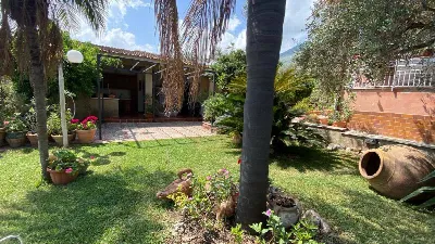 Villa in vendita a Carini - foto 1