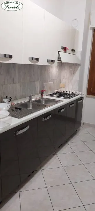 Appartamento in vendita a Castelnuovo Magr... - foto 4