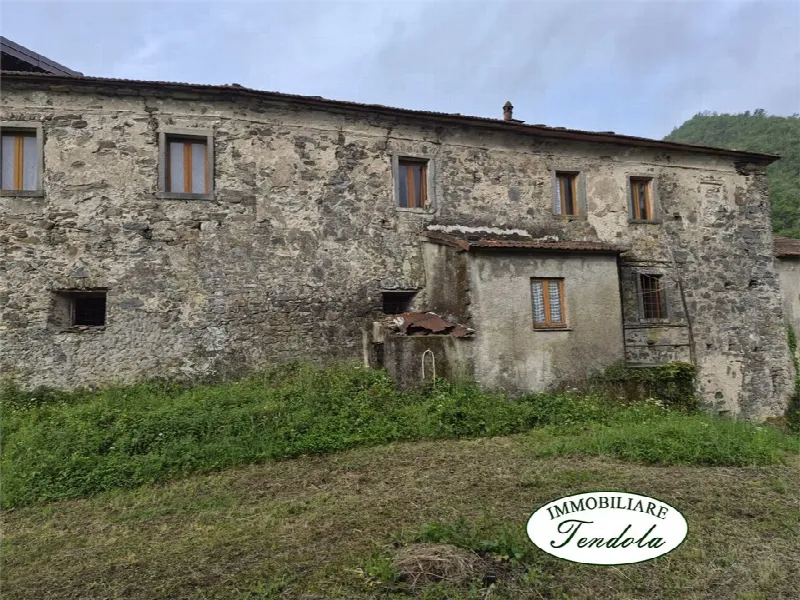 Casa Indipendente in vendita a Tresana - foto 1
