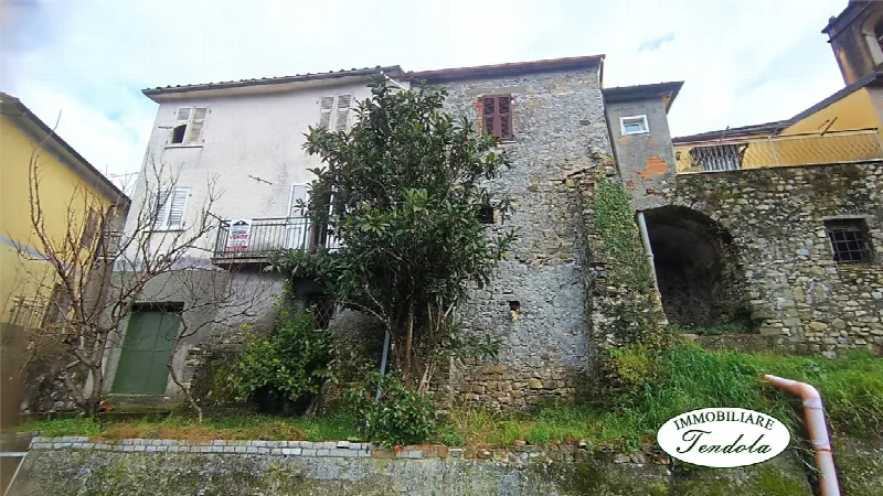 Casa Indipendente in vendita a Fivizzano - foto 1