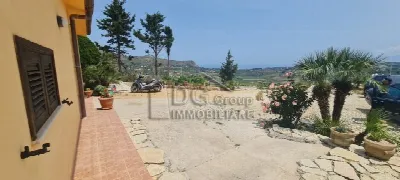 Villa in vendita a Castellammare del Golfo - foto 1